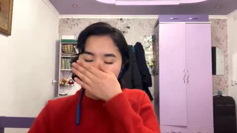 Jenny  online show from February 5, 2026, 3:44 am