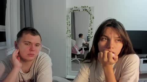 kesh_mne online show from November 13, 2025, 2:38 pm