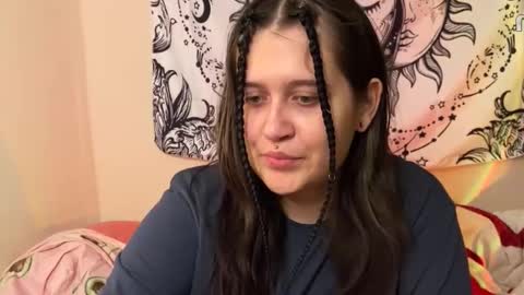 Kesha online show from December 21, 2024, 3:53 pm