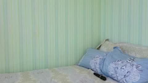 Snapshot of kettimi chatting on February 13, 2025, 9:30 am Catherine online show from February 13, 2025, 9:30 am