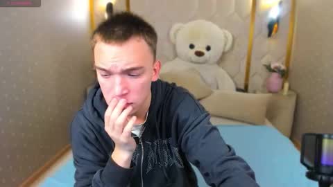 Kevin online show from October 30, 2025, 12:17 pm