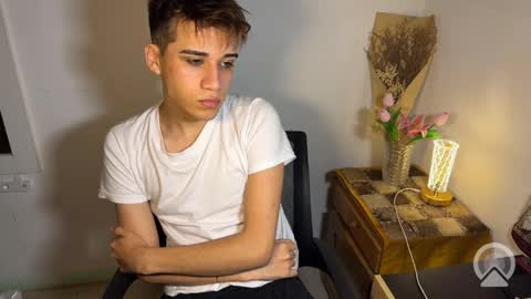 kevonly online show from April 23, 2026, 9:52 am