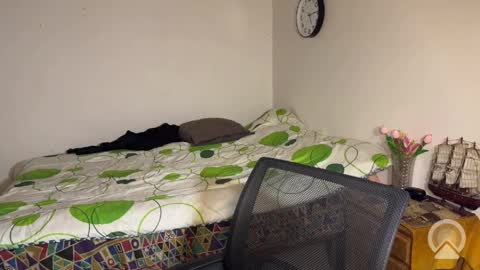 kevonly online show from April 30, 2026, 9:48 am