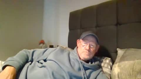 kevlooking4sez online show from September 10, 2025, 5:13 pm