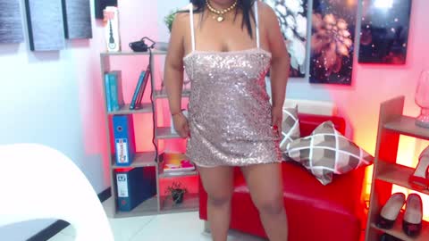 Snapshot of keylathomson chatting on January 15, 2025, 4:00 pm Keyla online show from January 15, 2025, 4:00 pm