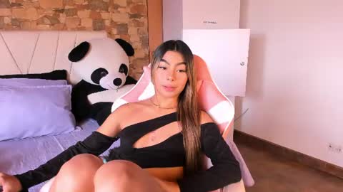 Snapshot of khaimy chatting on July 15, 2026, 5:51 pm Khami online show from July 15, 2026, 5:51 pm