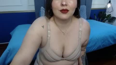Snapshot of khalia_ chatting on June 25, 2026, 3:49 pm K H A I L A online show from June 25, 2026, 3:49 pm