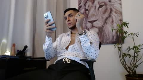 Snapshot of khalican chatting on April 16, 2026, 9:10 am KhalicaN online show from April 16, 2026, 9:10 am