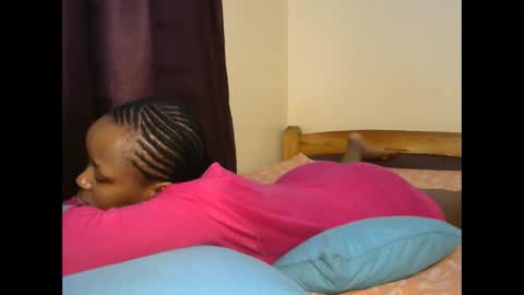 Snapshot of khalidnatasha chatting on December 18, 2025, 6:41 am khalidnatasha online show from December 18, 2025, 6:41 am