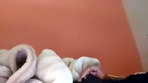 khawarhussain902 online show from November 17, 2025, 7:52 pm