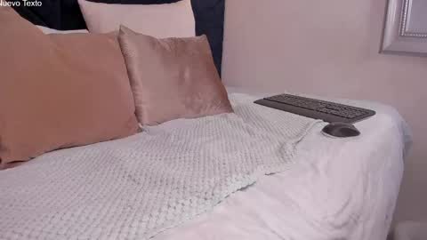 Khloe Cute online show from April 22, 2026, 5:25 pm