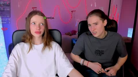 khloebeauty online show from April 4, 2026, 7:11 pm