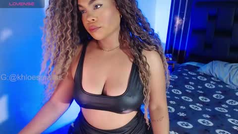 Snapshot of khloesmalls chatting on September 22, 2025, 6:15 am online show from September 22, 2025, 6:15 am