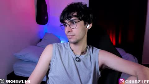 khozler_ online show from December 4, 2025, 3:32 pm