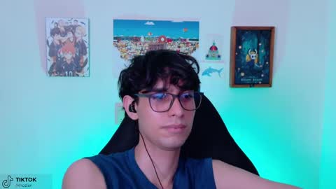 khozler_ online show from May 23, 2026, 3:01 am