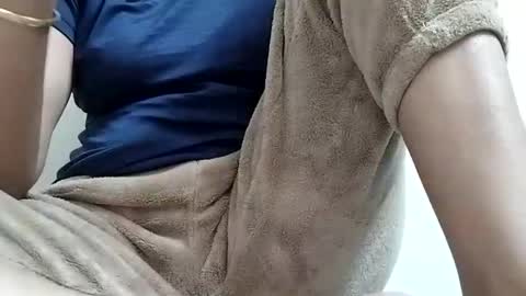 khushisinghh online show from December 4, 2024, 3:37 am