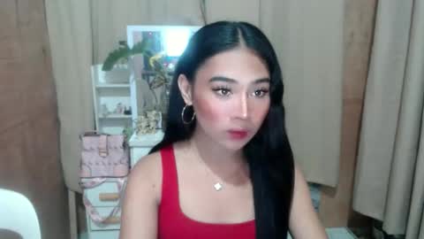 Kiana online show from September 26, 2025, 8:35 pm