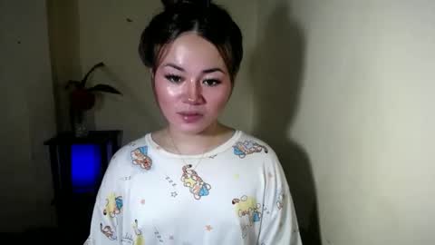 Kiana online show from April 20, 2026, 5:54 am