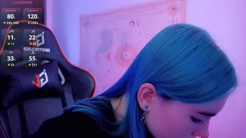 Kira online show from September 11, 2025, 9:04 pm