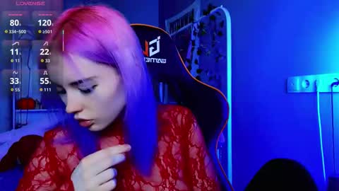 Kira online show from October 30, 2025, 9:15 pm