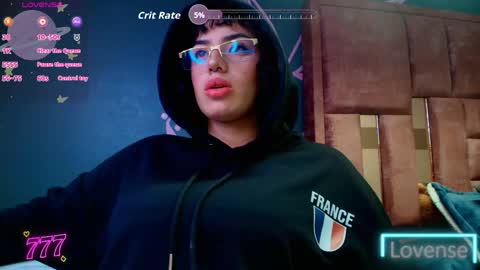 KIARA FOX online show from May 12, 2026, 9:01 pm