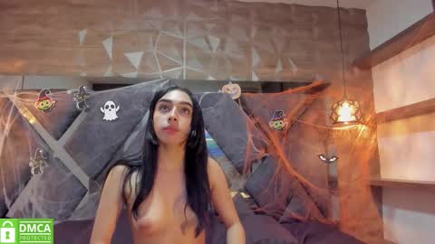 Snapshot of kiara_velvet__ chatting on October 28, 2025, 5:44 am kiara_velvet__ online show from October 28, 2025, 5:44 am