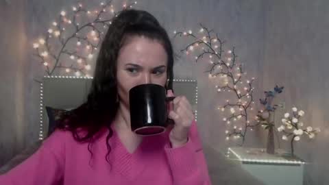 Snapshot of kiaracriegs chatting on April 15, 2026, 8:20 pm Kara online show from April 15, 2026, 8:20 pm