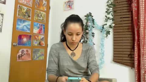 kiaralenon online show from April 16, 2026, 1:28 am