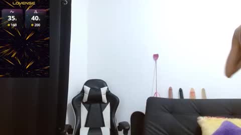 KiaraRider online show from December 14, 2025, 10:58 pm