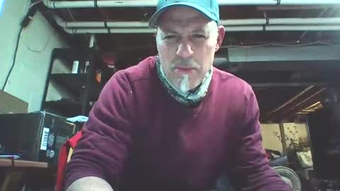 Snapshot of kick_1_down chatting on December 15, 2024, 7:21 pm kick_1_down online show from December 15, 2024, 7:21 pm