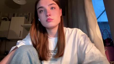 Ola my name is Lissa  Lets hit 10 Thumbs Up together   online show from March 16, 2026, 3:05 pm