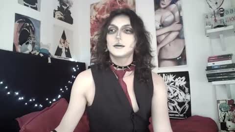 Snapshot of kiiller_queen chatting on July 15, 2026, 5:40 pm kenny online show from July 15, 2026, 5:40 pm
