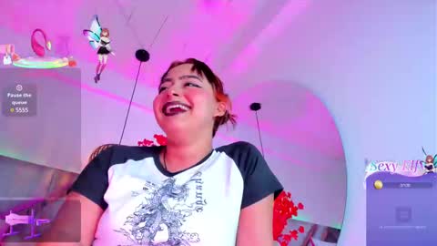 kiim01 online show from March 12, 2025, 6:33 pm