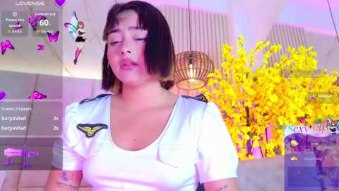 kiim01 online show from May 19, 2026, 7:09 pm