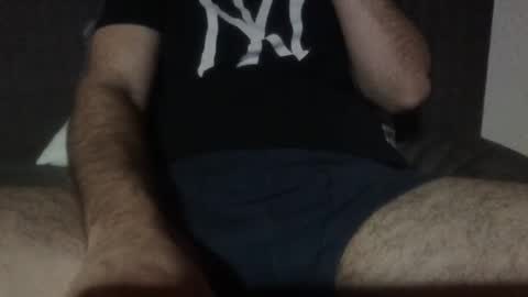 kiki3526 online show from February 15, 2026, 4:53 am