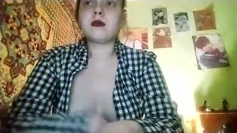 kikibang_ online show from February 28, 2026, 10:00 pm