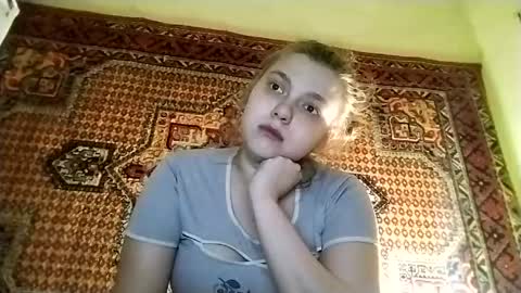 Snapshot of kikibang_ chatting on April 6, 2026, 7:04 pm kikibang_ online show from April 6, 2026, 7:04 pm