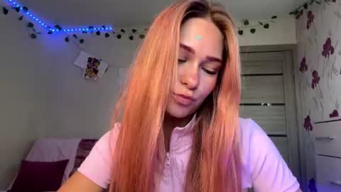 Snapshot of kikixie chatting on July 9, 2026, 4:00 pm Lilly online show from July 9, 2026, 4:00 pm