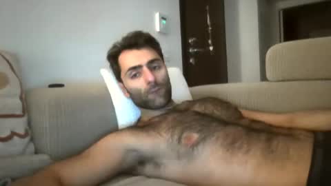 Snapshot of kikkus01 chatting on December 21, 2024, 3:42 pm kikkus01 online show from December 21, 2024, 3:42 pm