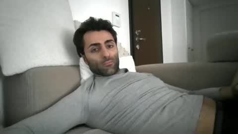 Snapshot of kikkus01 chatting on February 14, 2025, 2:54 pm kikkus01 online show from February 14, 2025, 2:54 pm