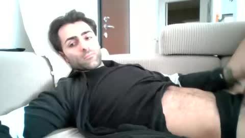 Snapshot of kikkus01 chatting on February 19, 2025, 1:39 pm kikkus01 online show from February 19, 2025, 1:39 pm