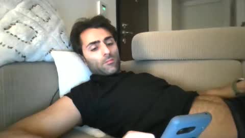 Snapshot of kikkus01 chatting on February 20, 2025, 10:04 pm kikkus01 online show from February 20, 2025, 10:04 pm