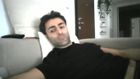 Snapshot of kikkus01 chatting on March 11, 2025, 2:40 pm kikkus01 online show from March 11, 2025, 2:40 pm