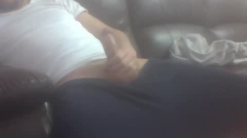 Snapshot of kiko83c chatting on January 12, 2025, 5:01 pm New accound cavilacion  online show from January 12, 2025, 5:01 pm