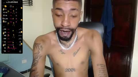 Snapshot of kilian_xx chatting on February 27, 2025, 12:02 pm Kilian xxx online show from February 27, 2025, 12:02 pm