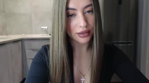 Snapshot of killer__girls chatting on February 21, 2025, 7:32 pm EvaAnna online show from February 21, 2025, 7:32 pm