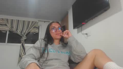 Snapshot of killey_saints chatting on September 13, 2025, 12:32 am killey online show from September 13, 2025, 12:32 am