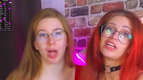 CatherineBarkJamieWallace online show from October 30, 2025, 7:36 pm