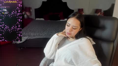 Kim online show from December 21, 2024, 8:43 pm