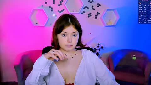 Snapshot of kim_classy chatting on November 27, 2025, 8:44 pm kim_classy online show from November 27, 2025, 8:44 pm